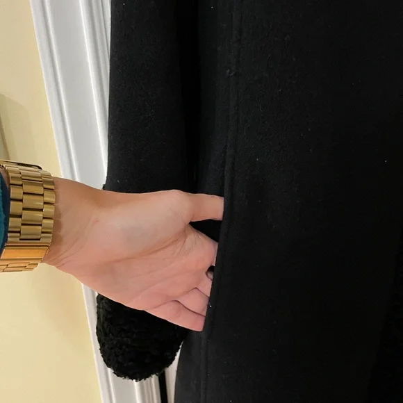 Woolen coat - Picture 4 of 7